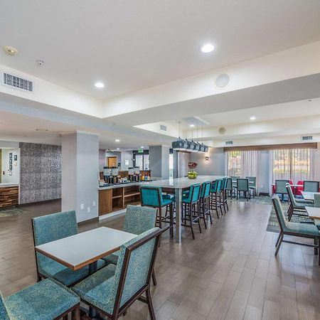 Hampton Inn Oakland-Хейуорд Экстерьер фото