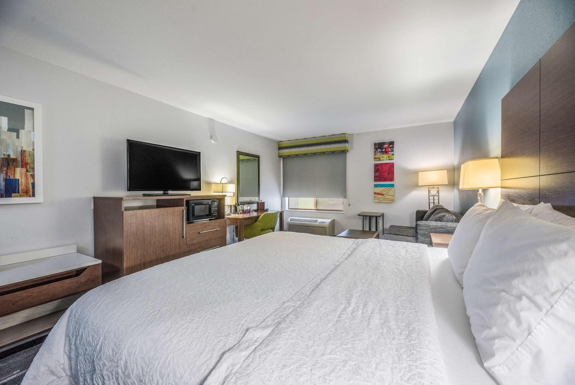 Hampton Inn Oakland-Хейуорд Экстерьер фото