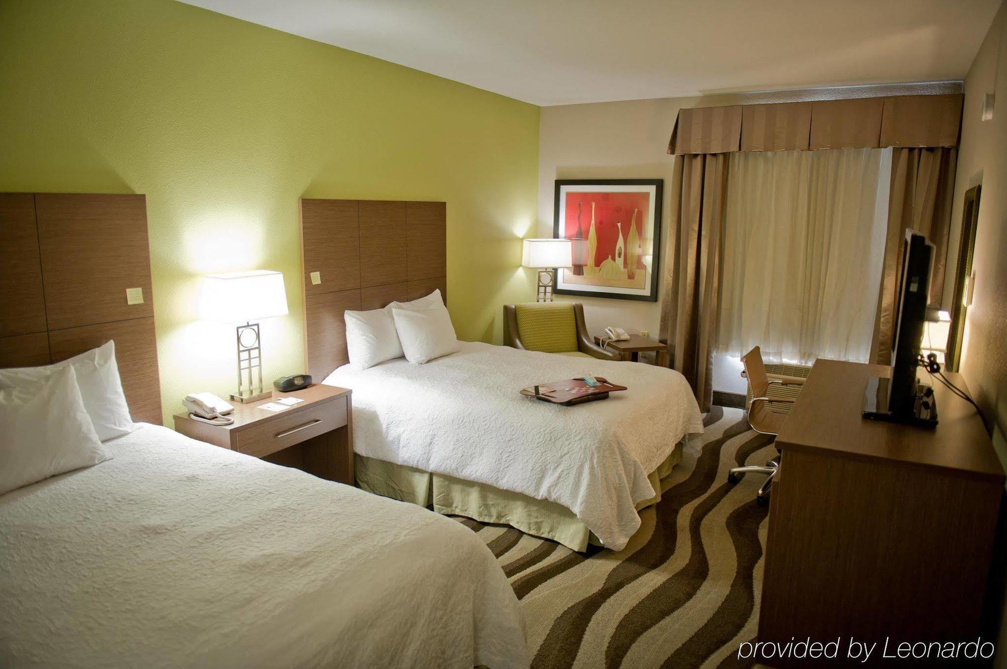 Hampton Inn Oakland-Хейуорд Экстерьер фото